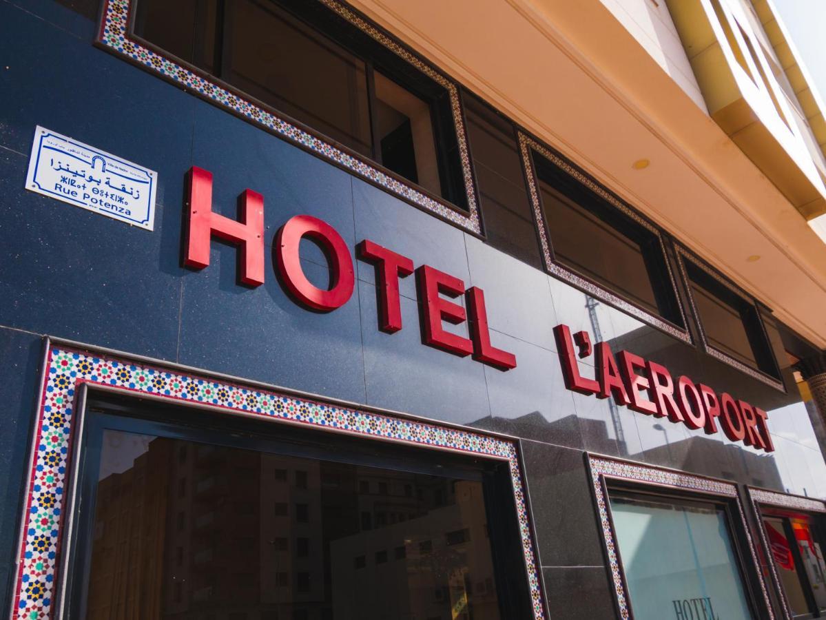 Hotel L'Aeroport Надор Екстериор снимка